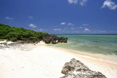 名のなきビーチ