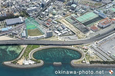 波の上うみそら公園方面