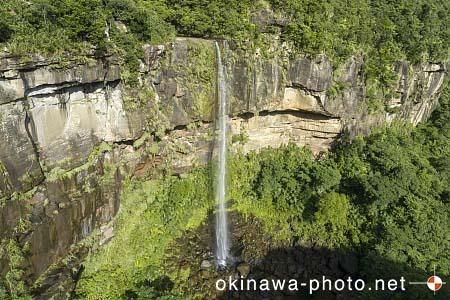 ピナイサーラの滝