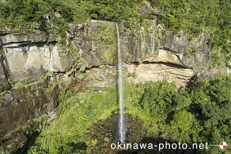ピナイサーラの滝