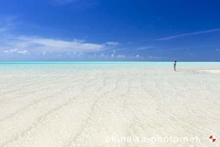 池間大橋横の海