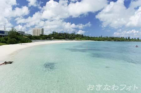 パイナガマビーチ