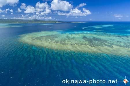 鳩間島の海