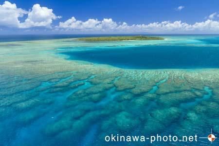 鳩間島の海