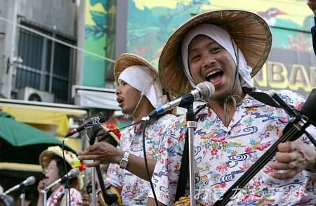 一万人エイサー