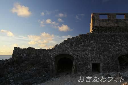 燐鉱石貯蔵庫跡