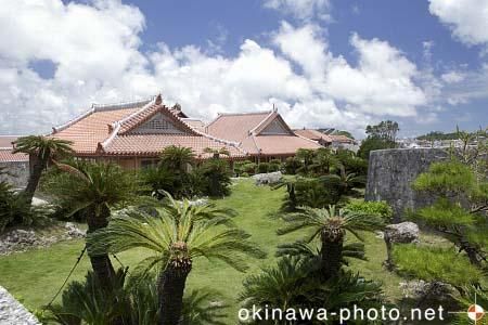 書院・鎖之間と庭園