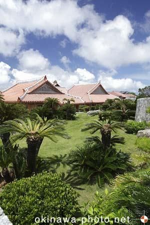 書院・鎖之間と庭園