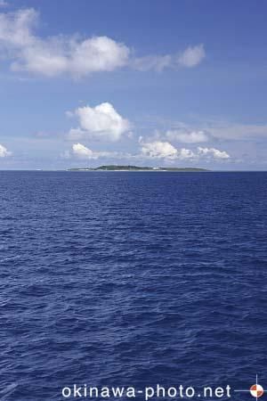 鳩間島の海