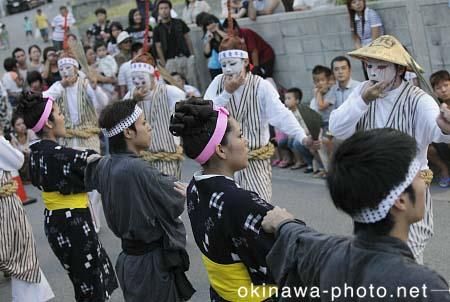 平敷屋エイサー