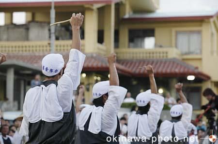 平敷屋エイサー
