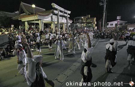 平敷屋エイサー