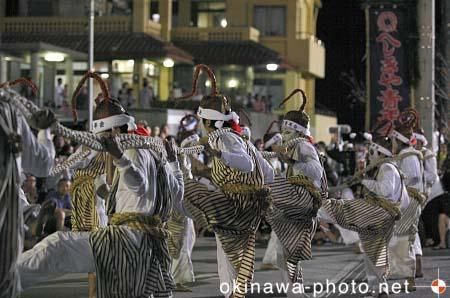 平敷屋エイサー
