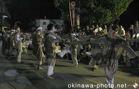 平敷屋エイサー