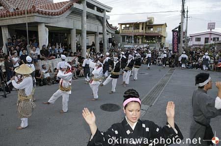 平敷屋エイサー