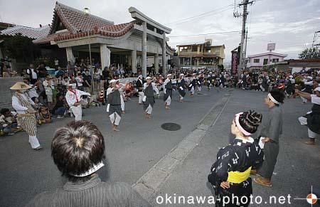 平敷屋エイサー