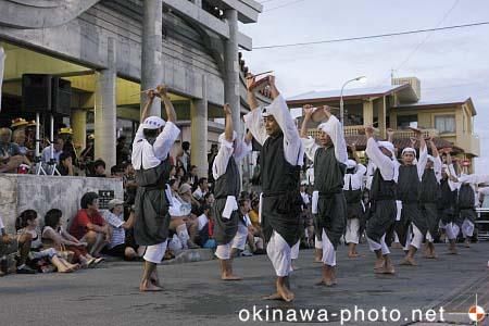 平敷屋エイサー