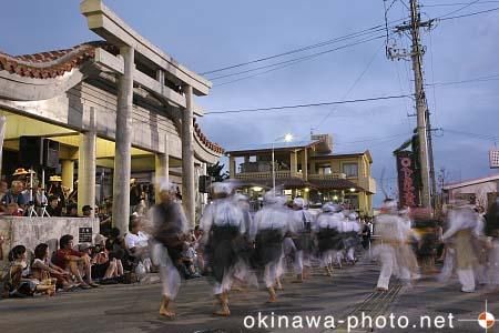 平敷屋エイサー