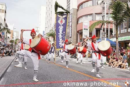 一万人エイサー