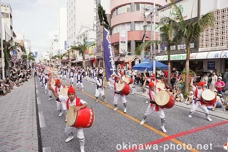 一万人エイサー