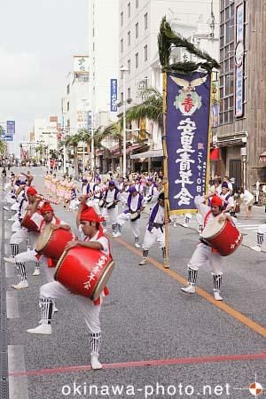 一万人エイサー