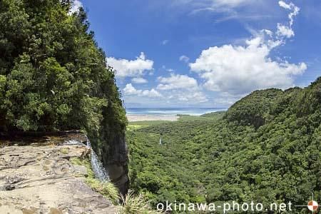 滝上からの眺め