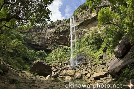 ピナイサーラの滝