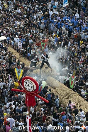 那覇大綱挽