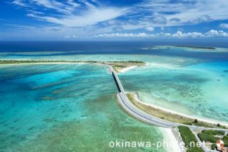 野甫大橋周辺の海
