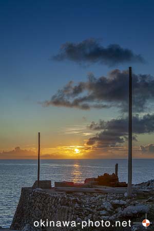 燐鉱石貯蔵庫跡